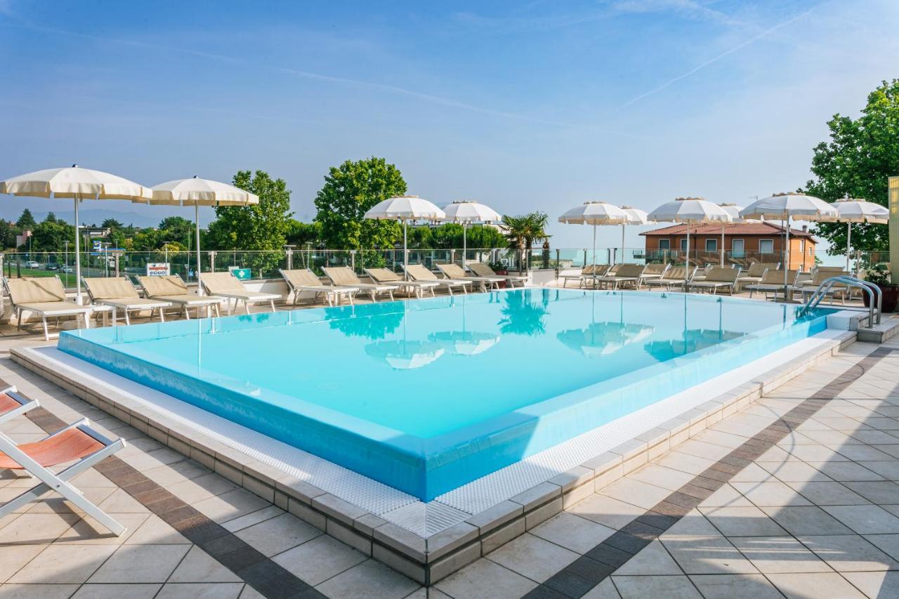 Hotel Arena Sirmione Ngoại thất bức ảnh
