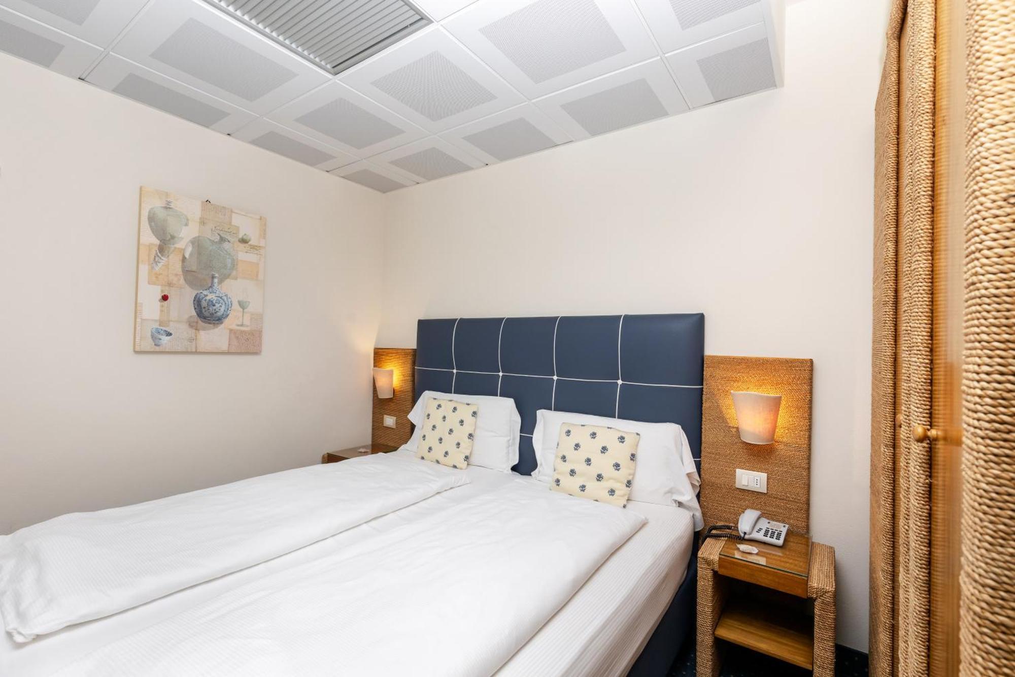 Hotel Arena Sirmione Ngoại thất bức ảnh