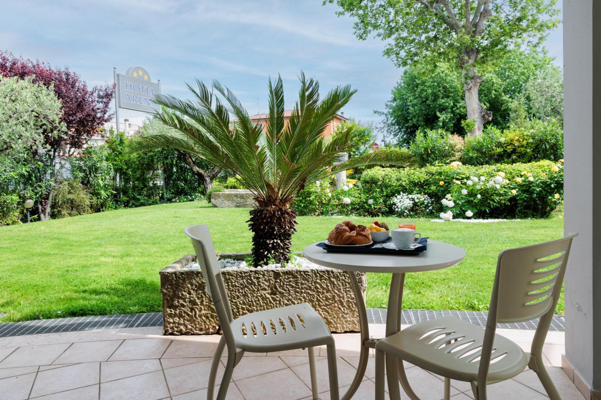 Hotel Arena Sirmione Ngoại thất bức ảnh