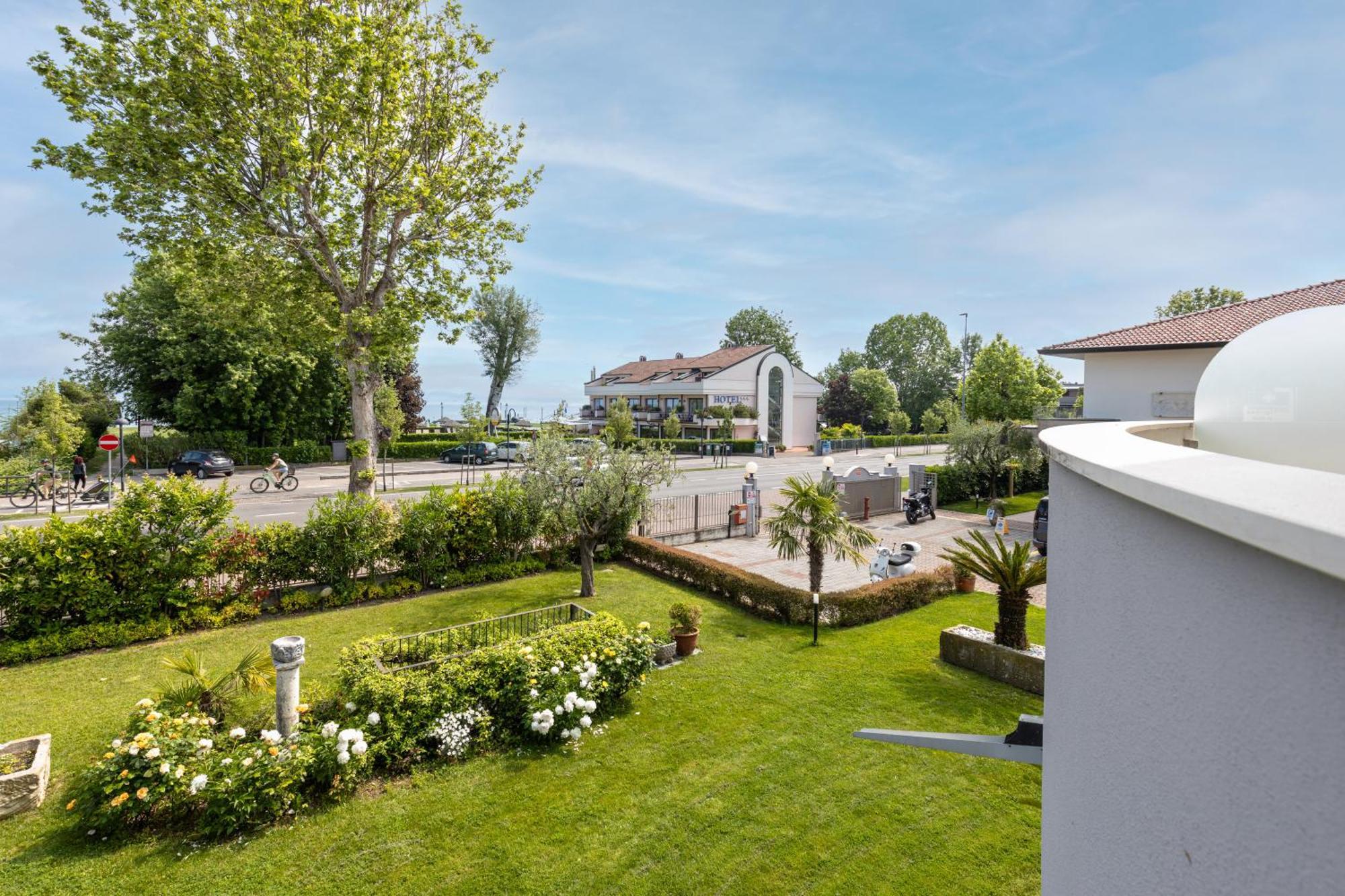 Hotel Arena Sirmione Ngoại thất bức ảnh