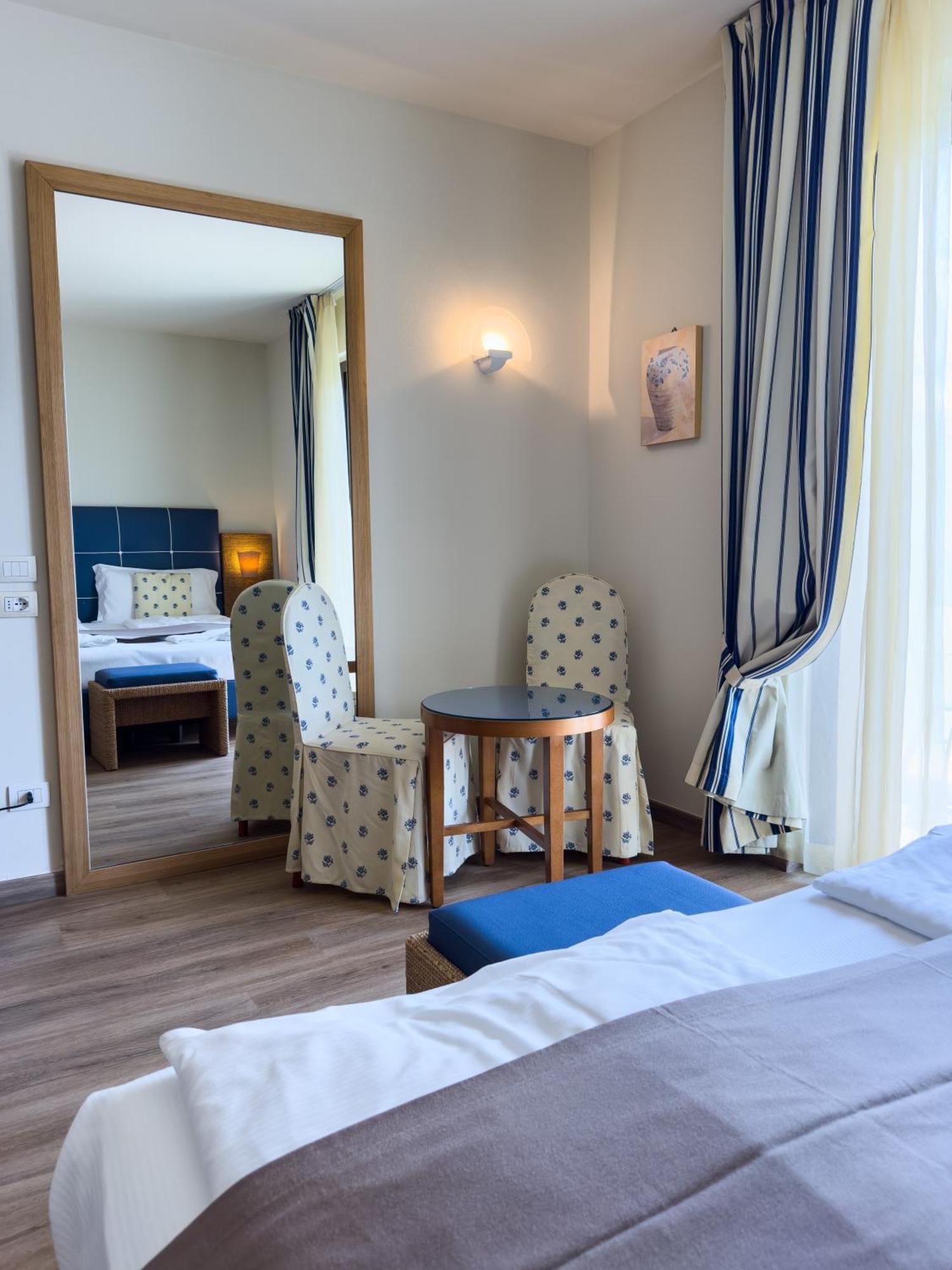 Hotel Arena Sirmione Ngoại thất bức ảnh