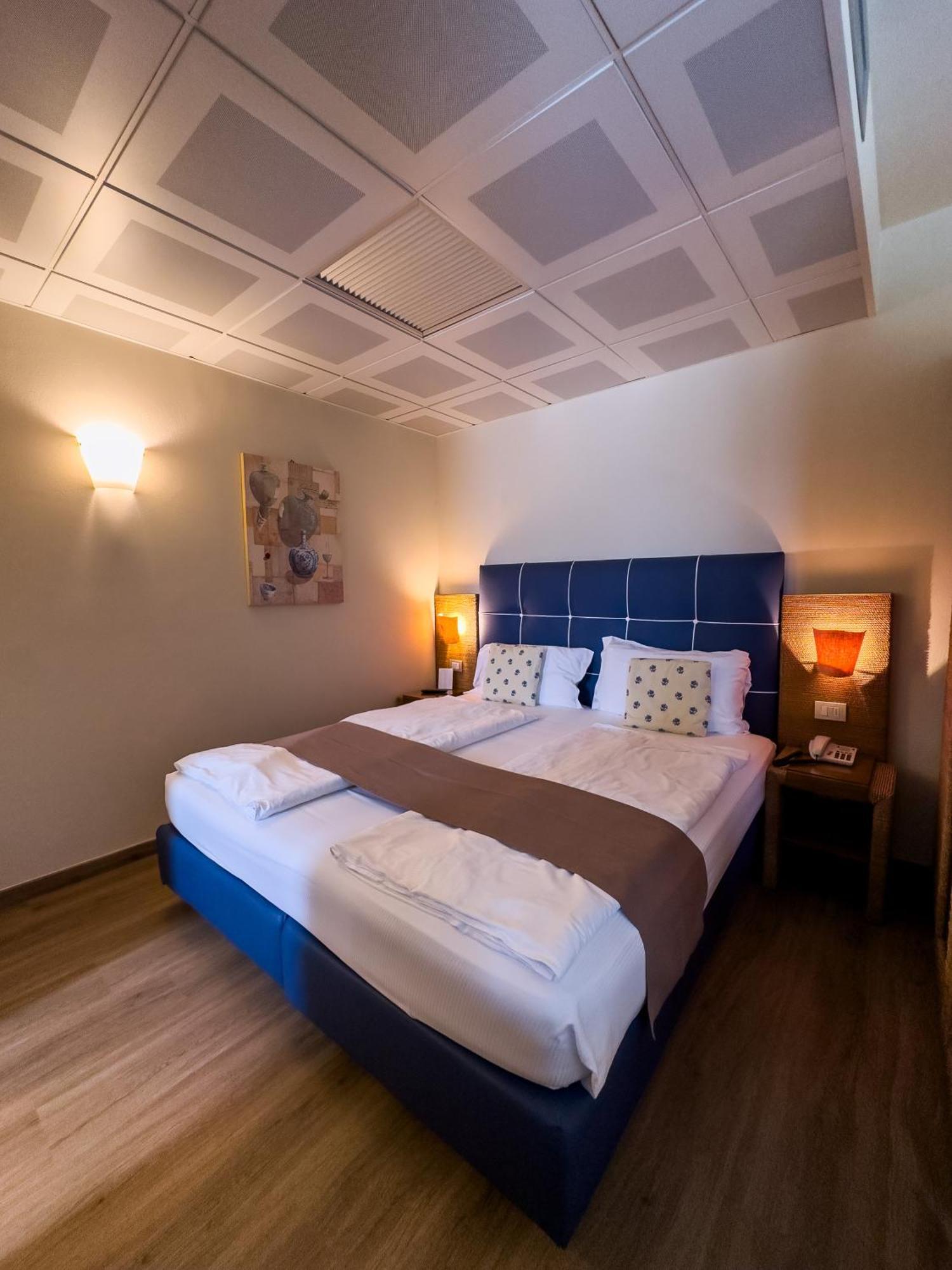 Hotel Arena Sirmione Ngoại thất bức ảnh